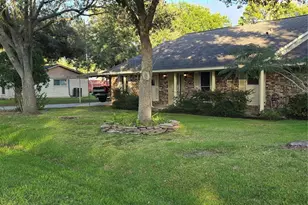 2505 Mary Ave, Pearland, TX 77581 - Photo 1