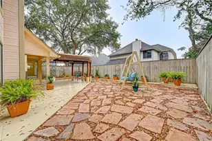 1549 Beaconshire Rd, Houston, TX 77077 - Photo 33