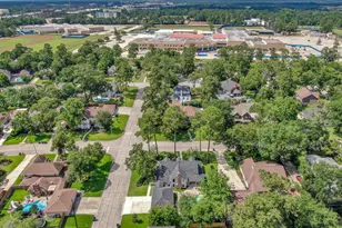 402 Pine Manor Dr, Conroe, TX 77385 - Photo 31