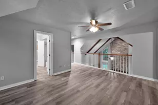 402 Pine Manor Dr, Conroe, TX 77385 - Photo 15