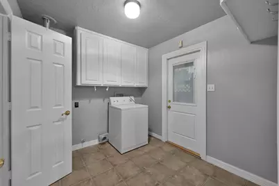 402 Pine Manor Dr, Conroe, TX 77385 - Photo 23