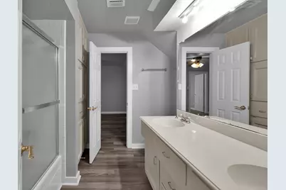 402 Pine Manor Dr, Conroe, TX 77385 - Photo 21