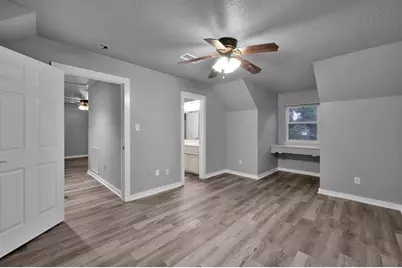 402 Pine Manor Dr, Conroe, TX 77385 - Photo 19