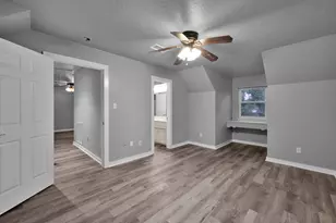 402 Pine Manor Dr, Conroe, TX 77385 - Photo 19