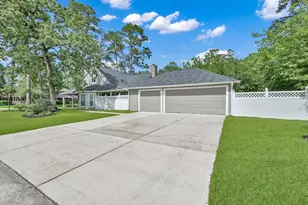 402 Pine Manor Dr, Conroe, TX 77385 - Photo 35