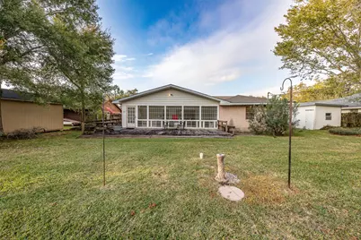 114 Caldwell Street, Baytown, TX 77520 - Photo 33