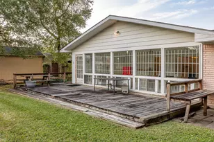 114 Caldwell St, Baytown, TX 77520 - Photo 31