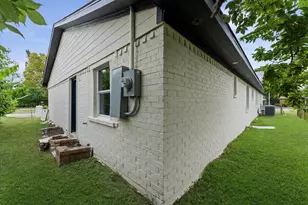 8655 Tilgham St, Houston, TX 77029 - Photo 27