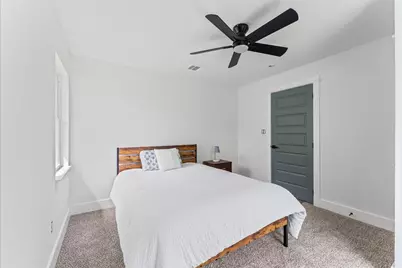 8655 Tilgham Street, Houston, TX 77029 - Photo 17