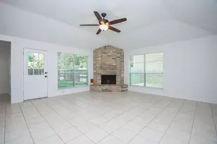 2303 Old Dixie Dr, Richmond, TX 77406 - Photo 5