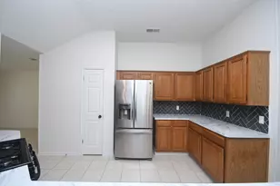 2303 Old Dixie Dr, Richmond, TX 77406 - Photo 13