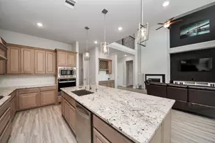 10015 Crescent Wood Dr, Missouri City, TX 77459 - Photo 13