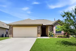 100 Oakwood Ct, Huntsville, TX 77320 - Photo 1