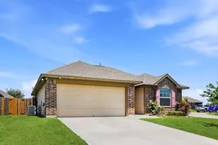 100 Oakwood Ct, Huntsville, TX 77320 - Photo 3