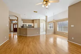 1106 Kerri Ct Ct, Sugar Land, TX 77479 - Photo 9