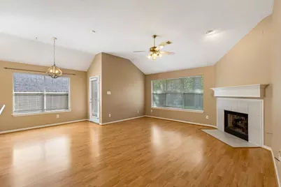 1106 Kerri Court, Sugar Land, TX 77479 - Photo 7