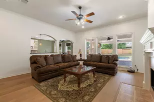7 Renoir Trail Pl, The Woodlands, TX 77382 - Photo 11