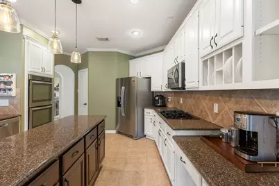 7 Renoir Trail Place, The Woodlands, TX 77382 - Photo 15