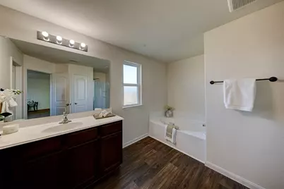 511 Oporto Path, Crosby, TX 77532 - Photo 19