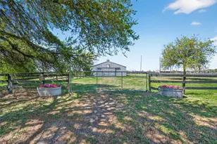 1635 Futurity Ln, Richmond, TX 77406 - Photo 9