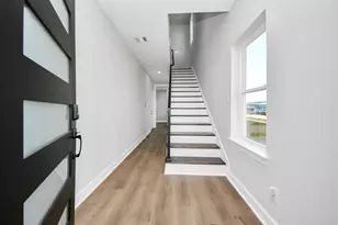 1601 Sylvester Rd, Houston, TX 77009 - Photo 3