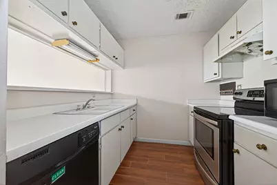 10913 Bexley Drive #913, Houston, TX 77099 - Photo 17