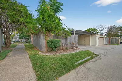 10913 Bexley Drive #913, Houston, TX 77099 - Photo 37