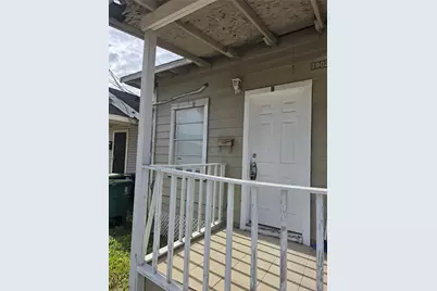 7902 Hudson Street #B, Houston, TX 77012 - Photo 1