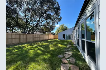 11923 Riverview Drive, Houston, TX 77077 - Photo 35