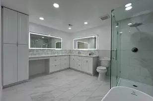 11923 Riverview Dr, Houston, TX 77077 - Photo 31