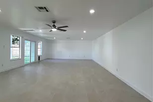 11923 Riverview Dr, Houston, TX 77077 - Photo 17