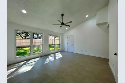 11923 Riverview Drive, Houston, TX 77077 - Photo 19