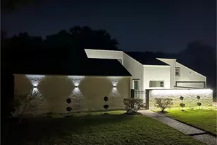 11923 Riverview Dr, Houston, TX 77077 - Photo 3