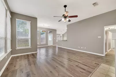 1707 Bonnie Lea Lane, Fresno, TX 77545 - Photo 5