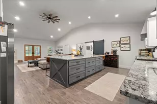 15651 Ben Wiggins Rd, Conroe, TX 77303 - Photo 13