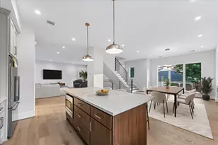 619 Bomar Ave, Houston, TX 77006 - Photo 13