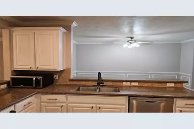 1719 Stacy Crest, Houston, TX 77008 - Photo 9
