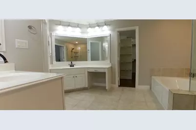 1719 Stacy Crest, Houston, TX 77008 - Photo 13