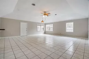 2322 Ansbury Dr, Houston, TX 77018 - Photo 11