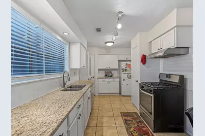 5107 Blueberry Hill Drive, Houston, TX 77084 - Photo 9