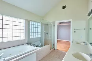 3570 Link Valley Dr., Houston, TX 77025 - Photo 17