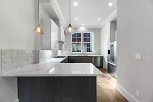 813 Bringhurst St, Houston, TX 77020 - Photo 5