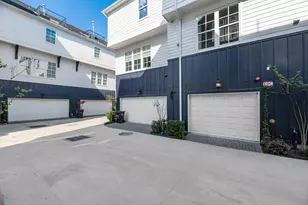 813 Bringhurst St, Houston, TX 77020 - Photo 27