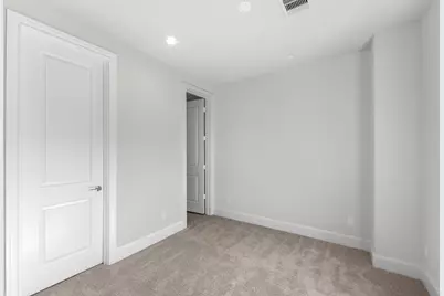 813 Bringhurst Street, Houston, TX 77020 - Photo 17