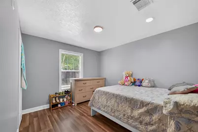 4917 Sycamore Avenue, Pasadena, TX 77503 - Photo 31