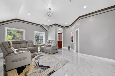 4917 Sycamore Avenue, Pasadena, TX 77503 - Photo 9