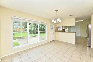 3522 Pecan Point Dr, Sugar Land, TX 77478 - Photo 5
