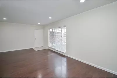 2121 Fountain View Drive #50, Houston, TX 77057 - Photo 11