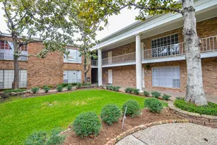 2121 Fountain View Dr, Houston, TX 77057 - Photo 15