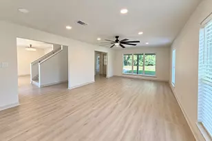 740 River Plantation Dr, Conroe, TX 77302 - Photo 5